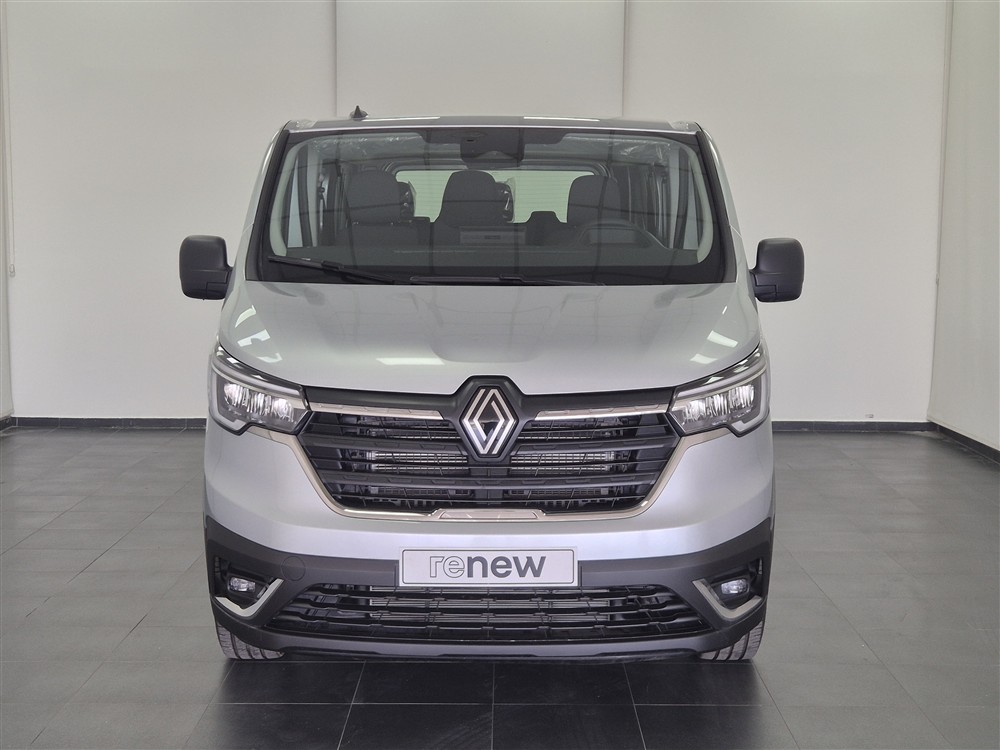 0 KM-2025 TRAFİC 5+1 DİZEL OTOMATİK %20 KDV FATURALI