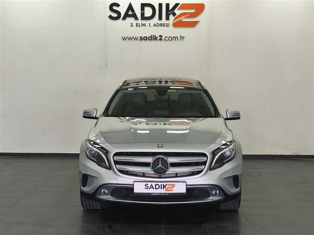 2015 MERCEDES GLA 180 CDI URBAN 7G-DCT 109 BG - CAM TAVAN
