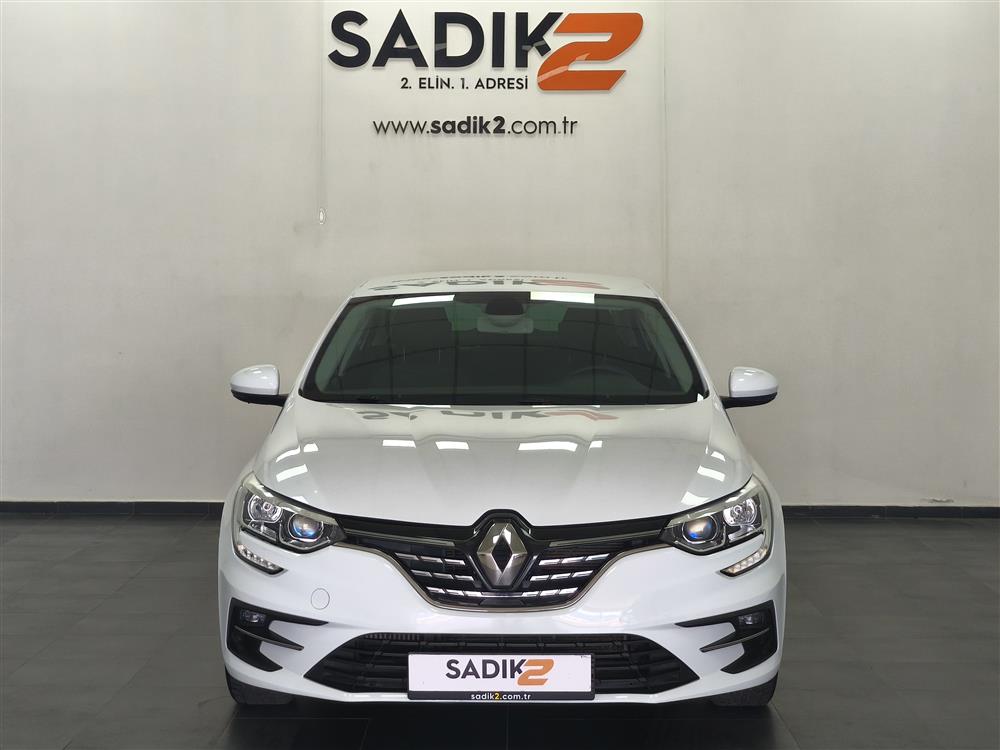 2022 RENAULT MEGANE SEDAN JOY COMFORT 1.3 TCE EDC 140 BG